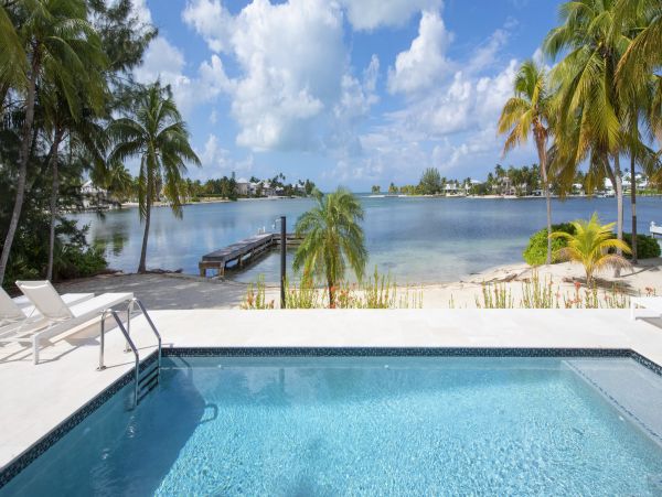 Cayman Islands Home 941867