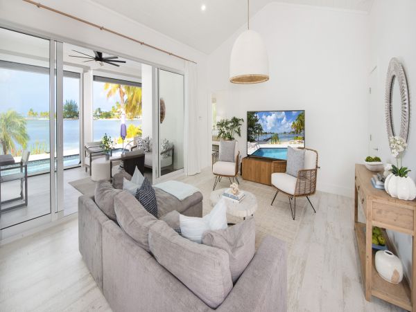 Cayman Islands Home 941867