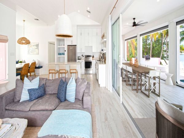 Cayman Islands Home 941867