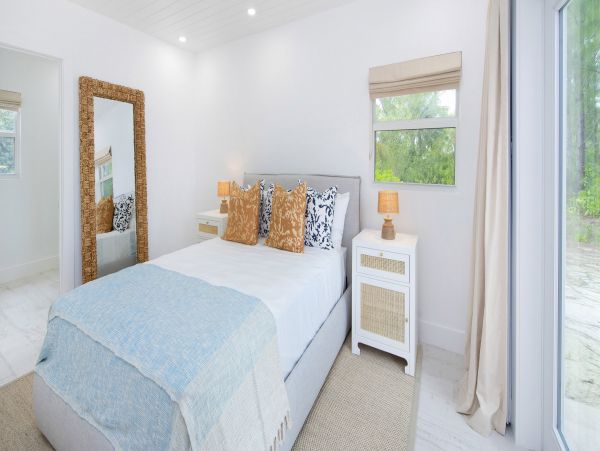 Cayman Islands Home 941867