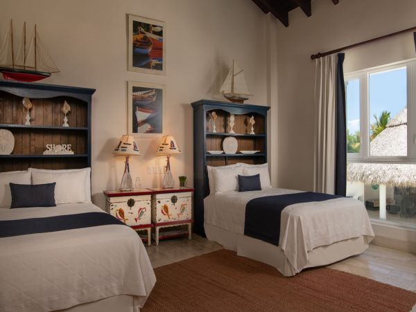 Punta Cana Stunning 8 Bedroom Vacation Pool Villa Sleeps 18