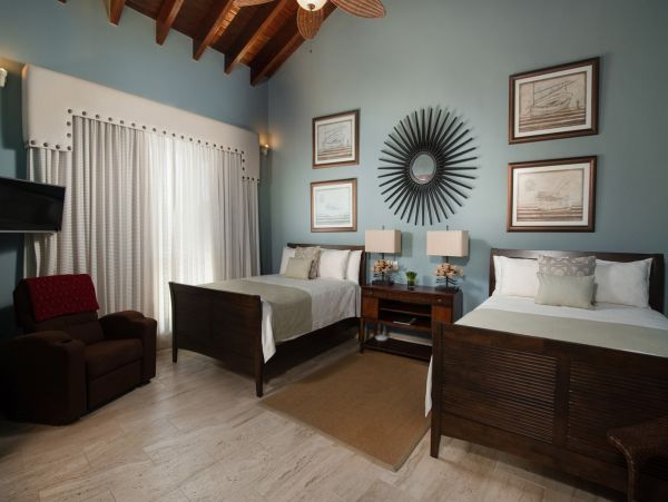 Punta Cana Stunning 8 Bedroom Vacation Pool Villa Sleeps 18