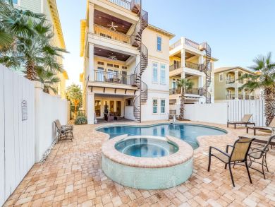 Miramar Beach 7 Bedroom Luxury Rental - Sleeps 26 with Pool