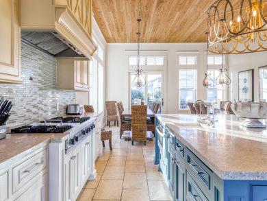 Miramar Beach 7 Bedroom Luxury Rental - Sleeps 26 with Pool