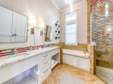 Miramar Beach 7 Bedroom Luxury Rental - Sleeps 26 with Pool