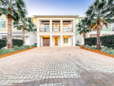 Miramar Beach 7 Bedroom Luxury Rental - Sleeps 26 with Pool