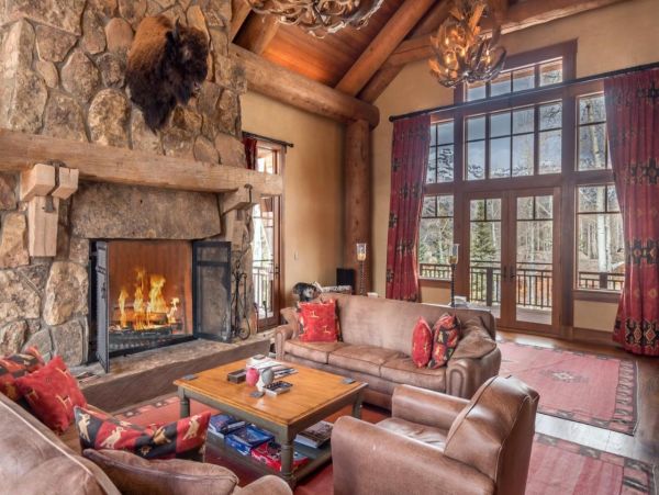 Walk to Trail Luxury 7 Bedroom Home in Mountain Village