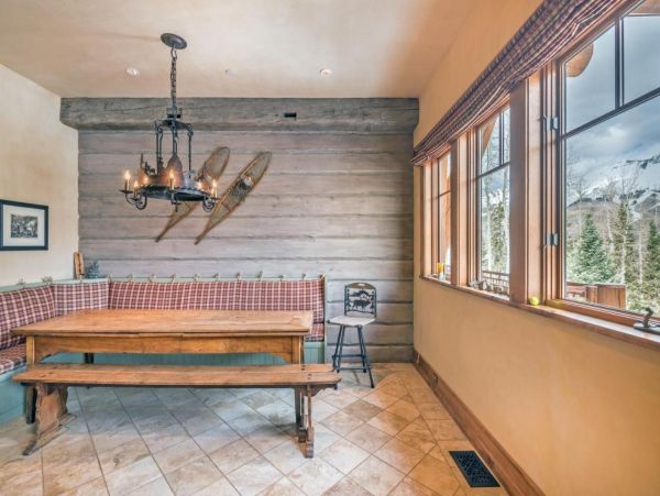 Walk to Trail Luxury 7 Bedroom Home in Mountain Village