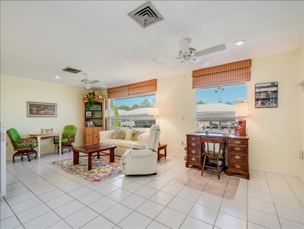 Boca Grande Beautiful Vacation Rental Short Walk to Beach