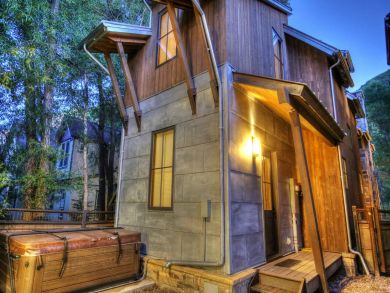 Stunning Telluride Aspen Vacation Home With Detached Garage.