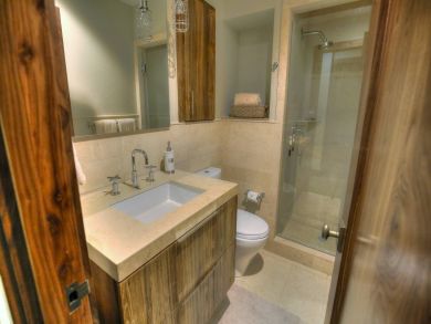 Stunning Telluride Aspen Vacation Home With Detached Garage.