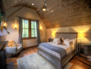 Stunning Telluride Aspen Vacation Home With Detached Garage.