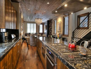 Stunning Telluride Aspen Vacation Home With Detached Garage.