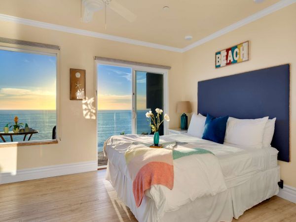 San Diego Oceanfront Beautiful Duplex - Amazing Sunset Views