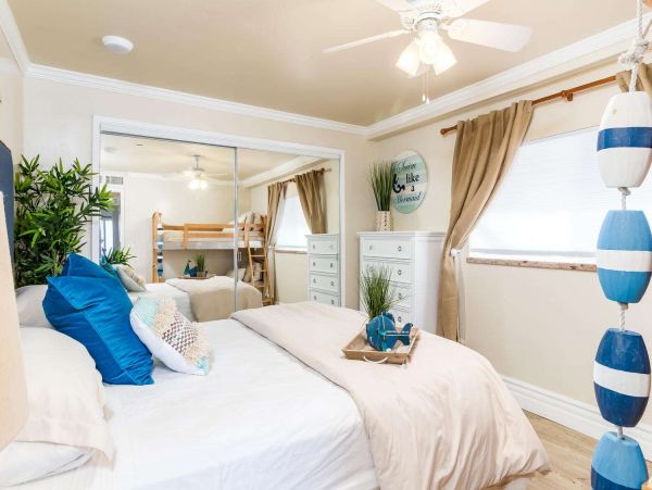 San Diego Oceanfront Beautiful Duplex - Amazing Sunset Views