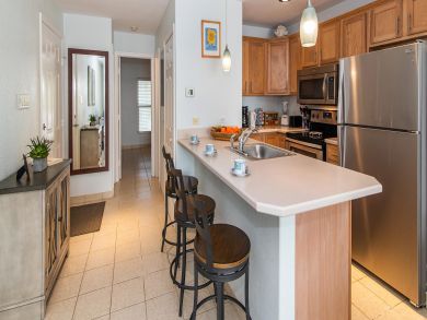 Cayman Island Vacation Home Sleeps 2 Guests Ocean Views