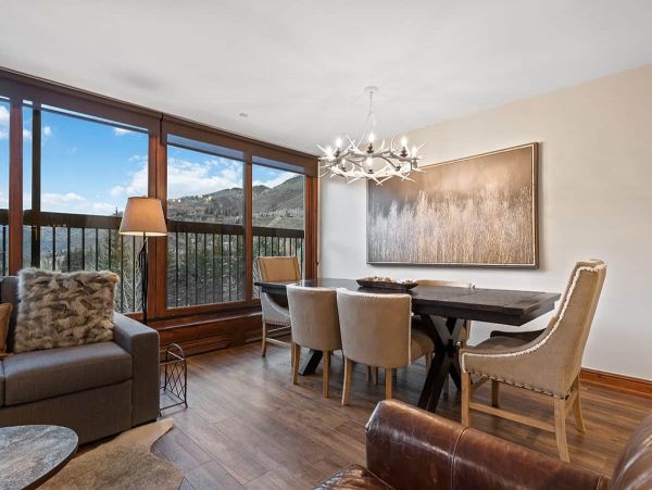 Vail Mountain View Three Bedroom Vacation Condo Sleeps 6