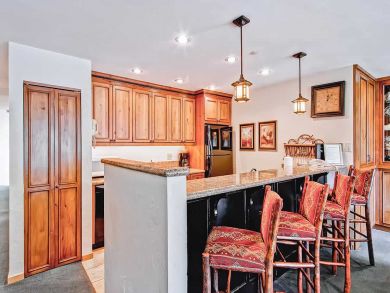Vail Three Bedroom Vacation Condo Rental Sleeps Six