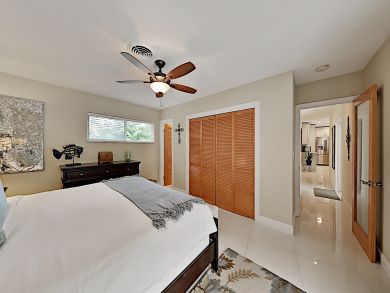 Fort Lauderdale Vacation Home with Pool & Spa Walk to Beach