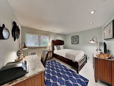 Fort Lauderdale Vacation Home with Pool & Spa Walk to Beach