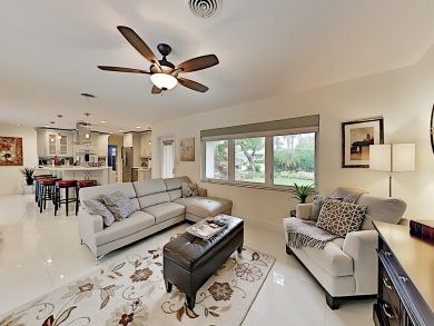 Fort Lauderdale Vacation Home with Pool & Spa Walk to Beach
