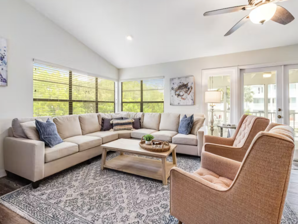 Stunning 4 Bedroom Home on the Canal with Pool and Dock