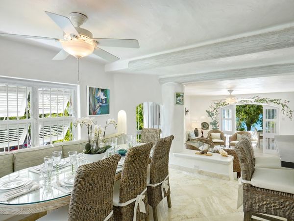 Beachfront Three Bedroom with Plunge Pool