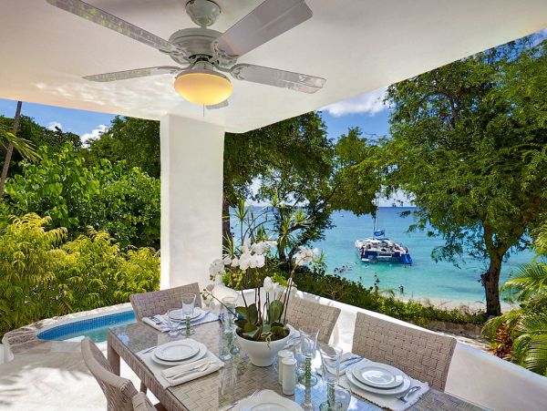 Beachfront Three Bedroom with Plunge Pool