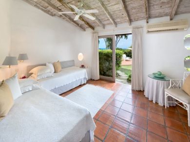 Barbados Home 942365