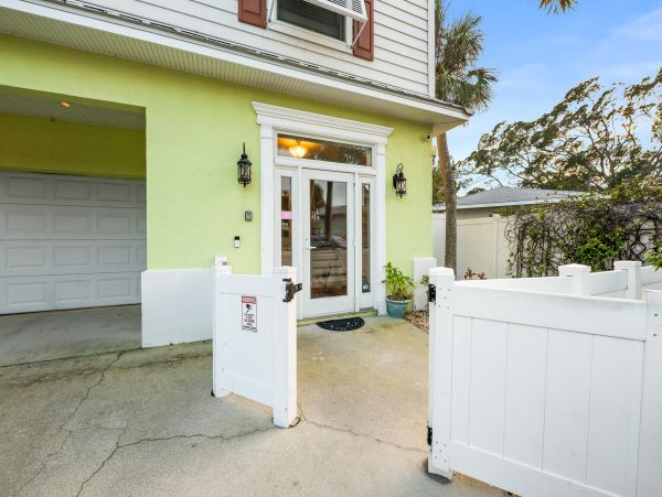 Magnificent Holmes Beach Three Bedroom Pool Home