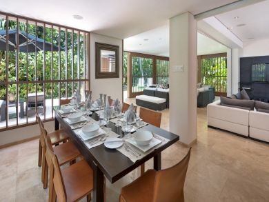 Barbados Home 942404