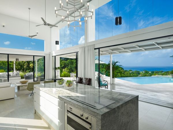 Luxury Four Bedrooms Vacation Rental Home in Barbados