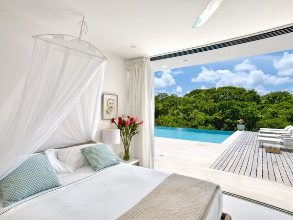 Luxury Four Bedrooms Vacation Rental Home in Barbados