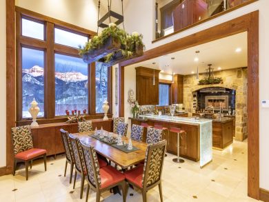 Telluride Vacation Home Sleeps 16 Guests Shuttle to Lifts