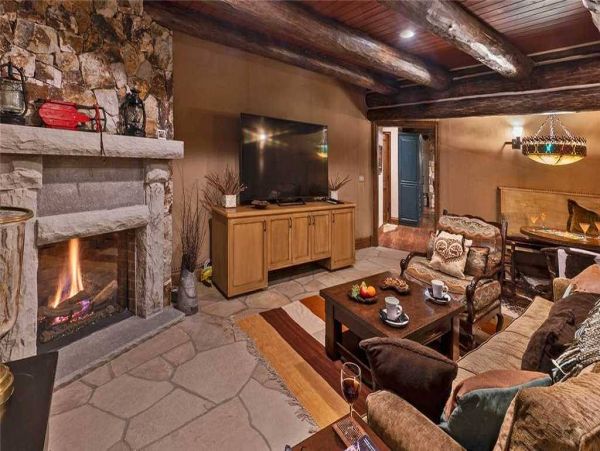 Beaver Creek Vacation Home Sleeps Twelve Guests Great Views