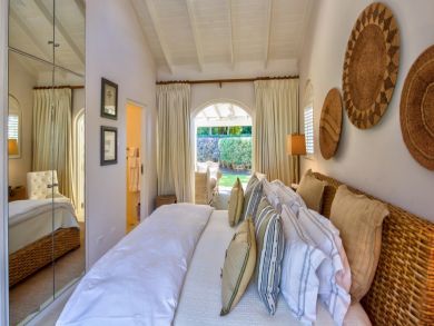 Barbados Home 942432