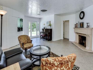 Palm Springs Deluxe Six Bedroom Vacation Pool Villa