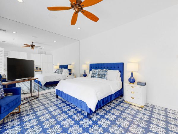 Totally Private 5 Bedroom Villa with Pool in Palm Springs