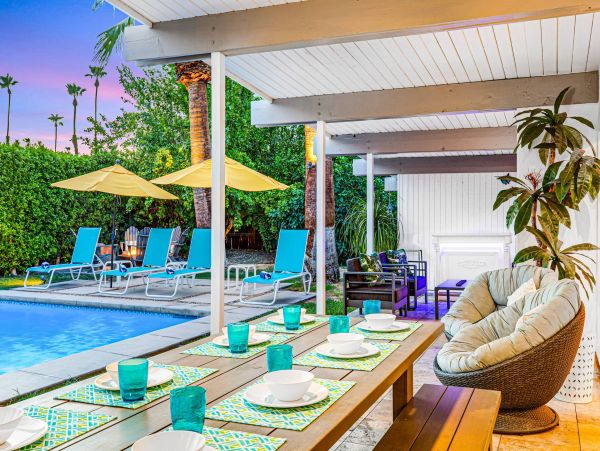 Palm Springs Luxury Vacation Pool Home Four Bedrooms