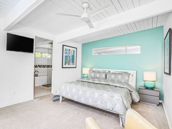 Palm Springs Luxury Vacation Pool Home Four Bedrooms