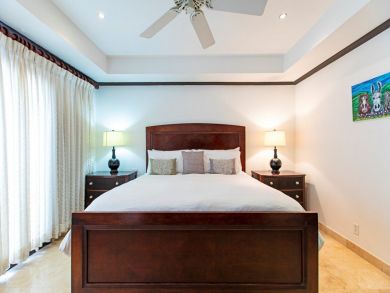 Barbados Home 942516