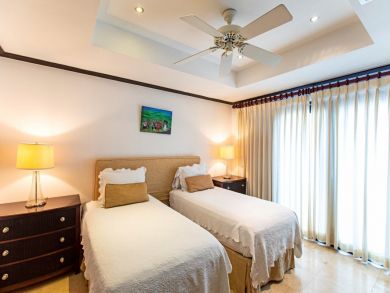 Barbados Home 942516
