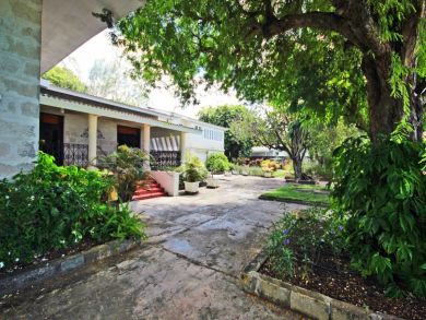 Barbados Home 942536