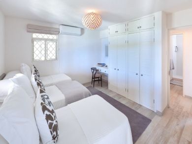Barbados Home 942551