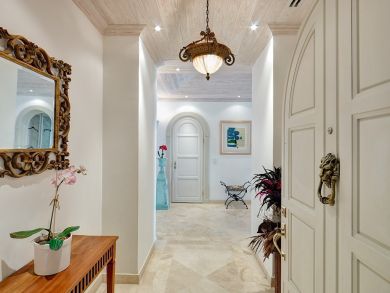 Barbados Home 942565