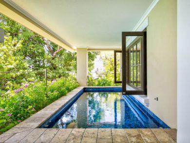Barbados Home 942572