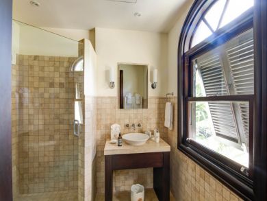 Barbados Home 942572