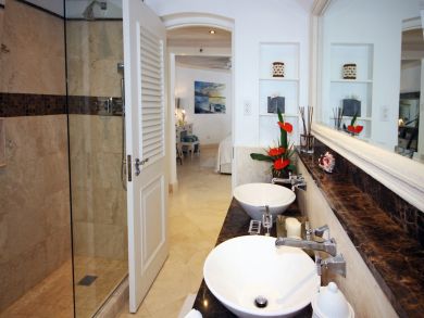 Barbados Home 942574