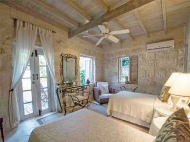 Barbados Home 942583