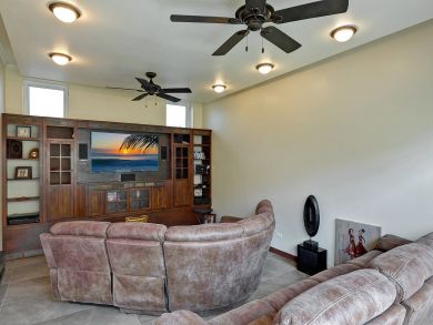 Barbados Home 942615